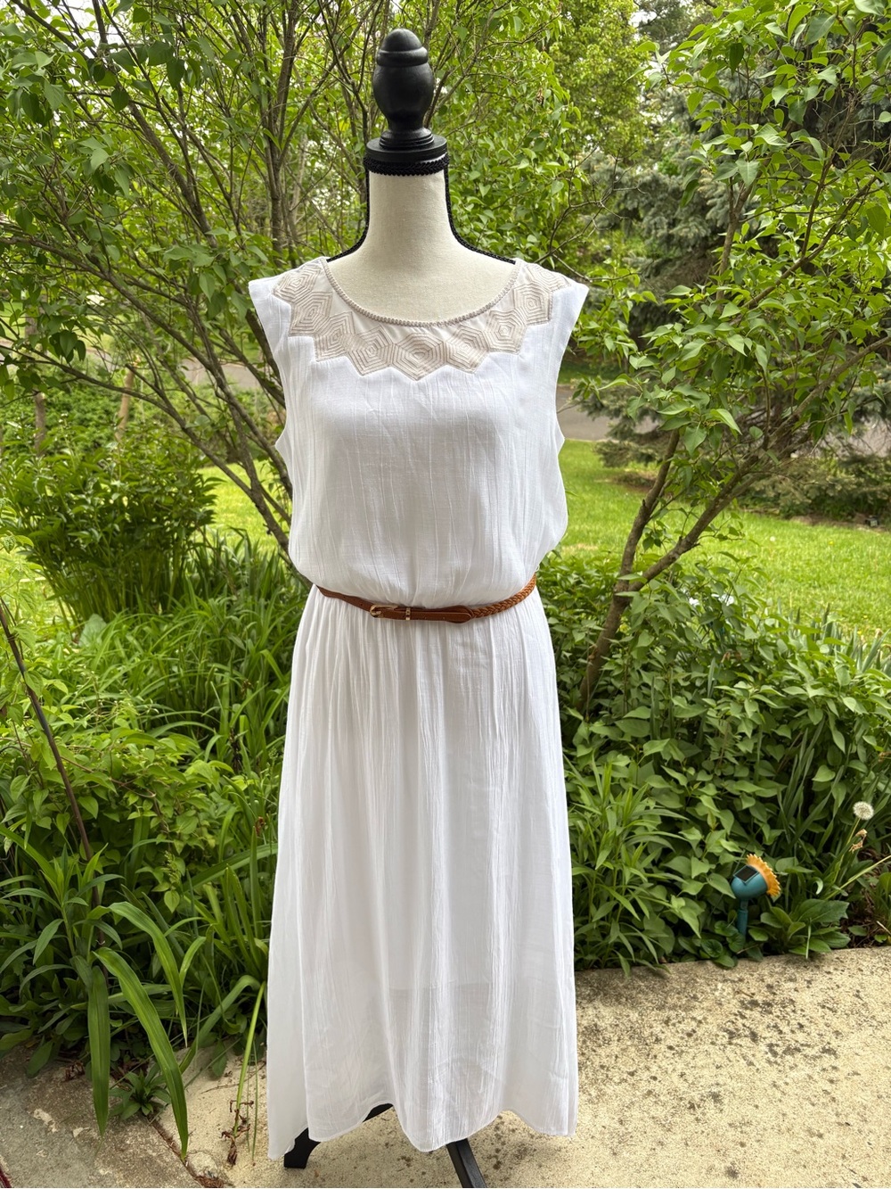 Size SMALL AB Studio White Maxi Dress with Beige Embroidered Yoke